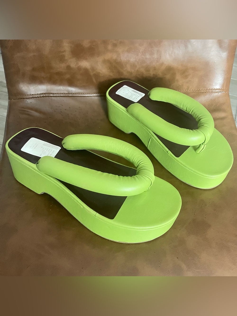 NWT Staud Rio Women’s Platform Flip Flop Sandals in Lime Green